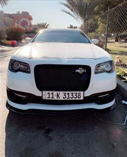 کرایسلەر 300